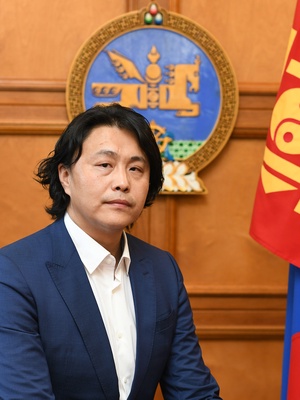 Ч.Анар